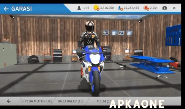 Real Moto Mod APK unlocked all tracks